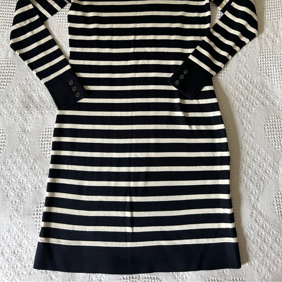 Stripped dress - Picture 9 of 12